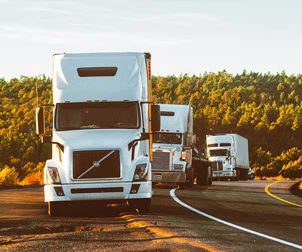How to Choose the Best Trucking Service